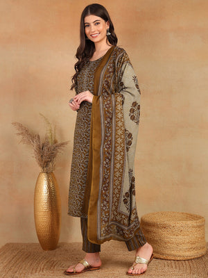 Color_Brown